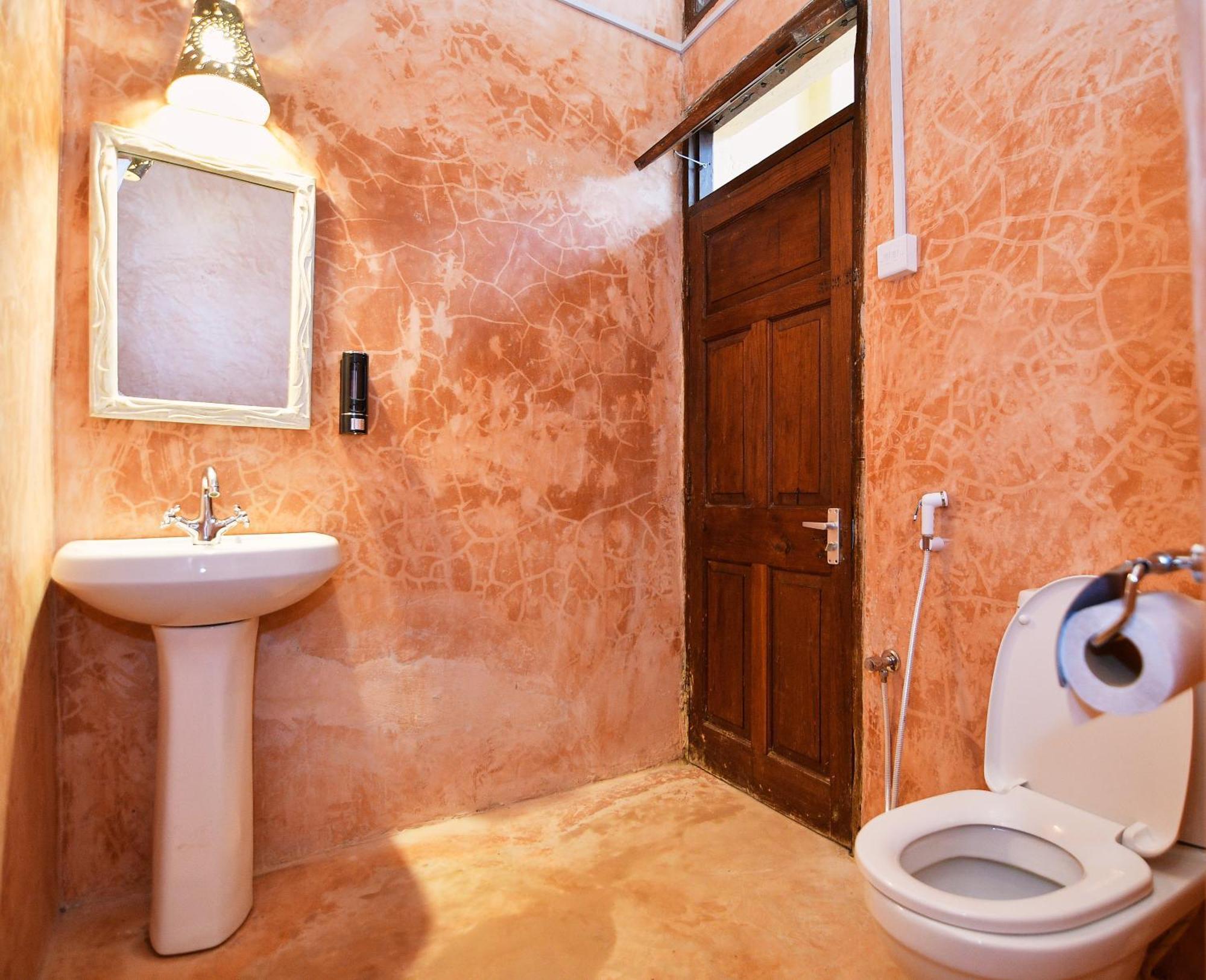 Tulia Old Town Hostel Mombasa Exterior photo