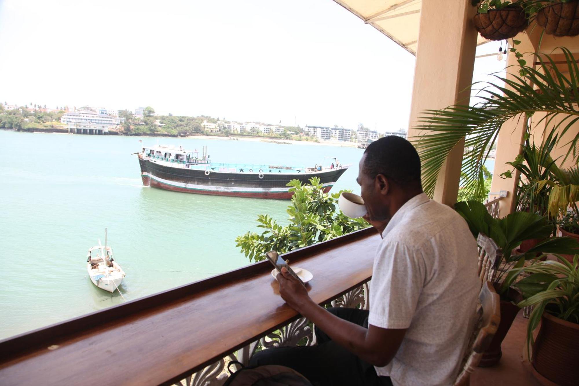 Tulia Old Town Hostel Mombasa Exterior photo